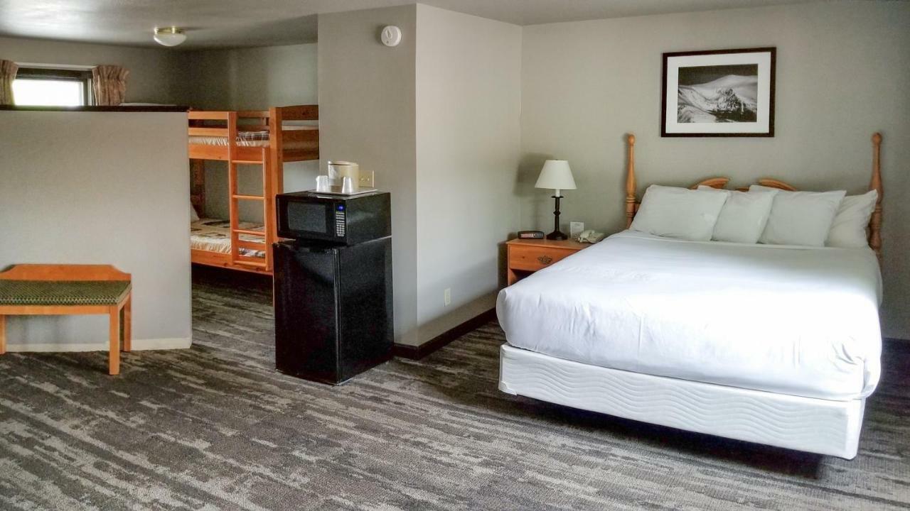 Green Granite Inn, Ascend Hotel Collection Норд Конуей Екстериор снимка